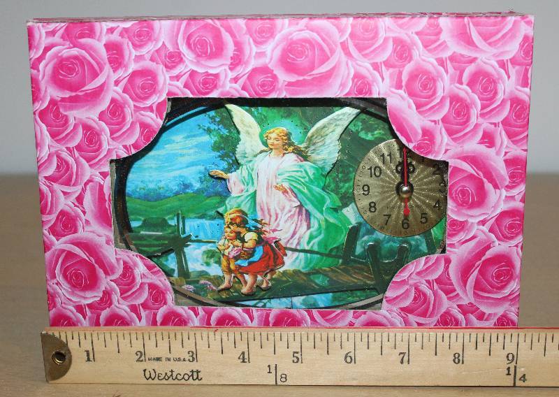 lot 9335 image: New in Box Guardian Angel Clock