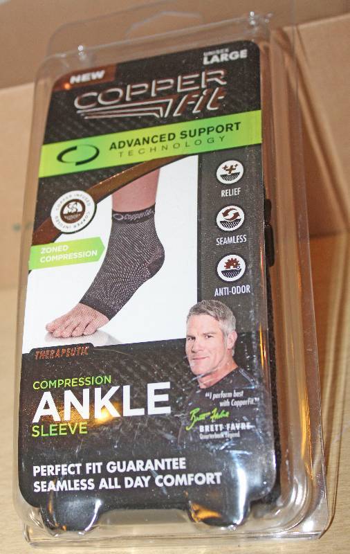 lot 9358 image: Size Large Compression Ankle Sleeve