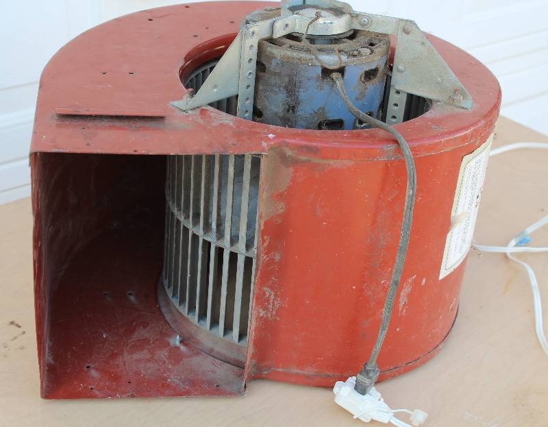 lot 9384 image: Squirrel Cage Fan