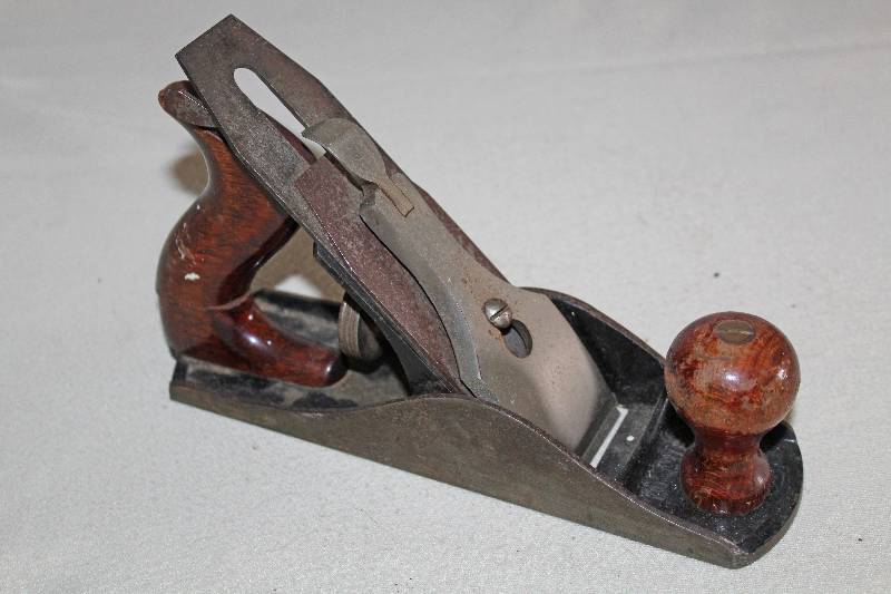 lot 9405 image: Wood Plane - Made in USA