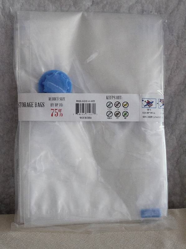 lot 9407 image: Set of 3Vaccum Seal Storage Bags - Approximately 31 12 x 24