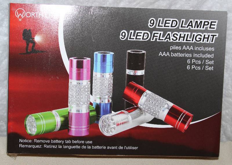 lot 9417 image: 6 Piece Set of 9 LED Flash Lights