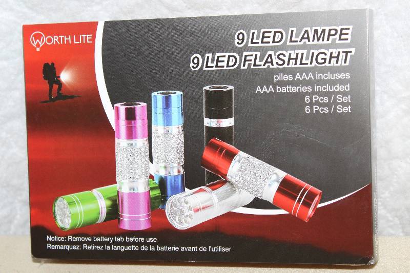 lot 9421 image: 6 Piece Set of 9 LED Flash Lights