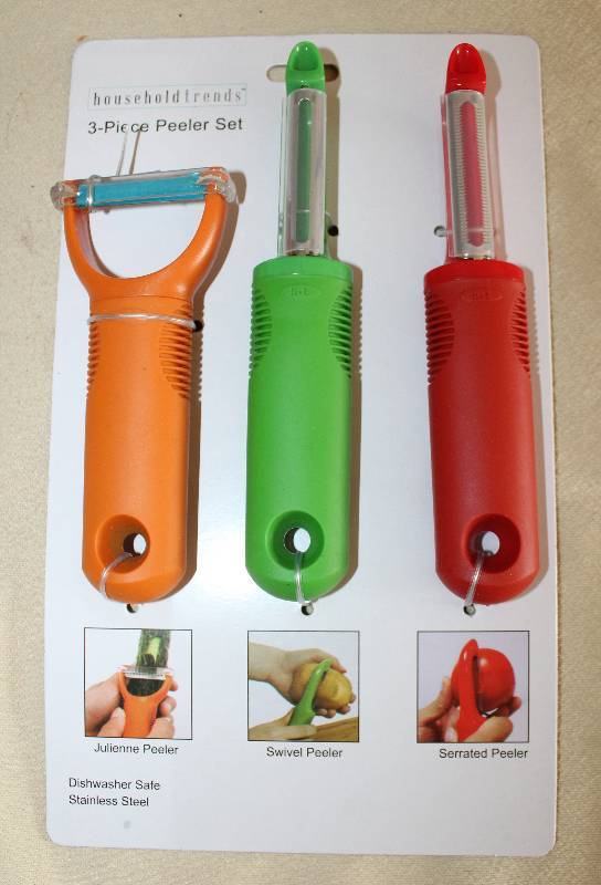 lot 9430 image: 3 Piece Peeler Set
