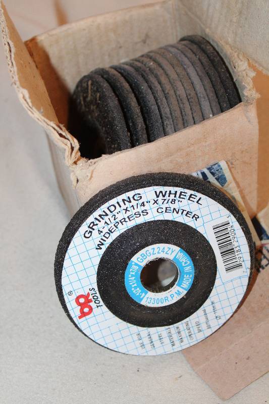 lot 9455 image: Lot of 12 Grinding Wheels - 4.5diameter x .25 thick with 78 centers