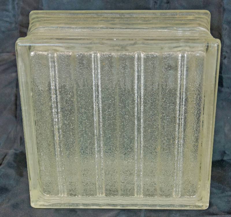 lot 3399 image: Glass Block - Great to Decorate