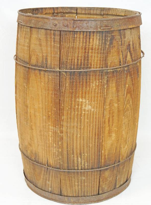 lot 1021 image: Vintage Inland Steel Co. Barrel - Held Track Spikes - Highly Collectible