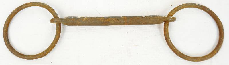 lot 1070 image: Vintage Horse  Mule Mouth Bit