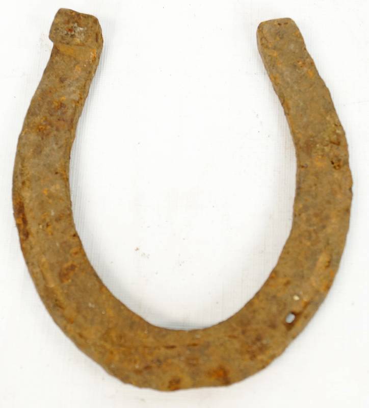 lot 1074 image: Vintage Horse Shoe - Collectible