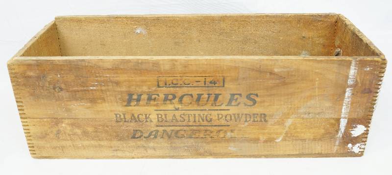 lot 1078 image: Vintage Wooden Box - Hercules Black Blasting Powder Drawer - Comb Joints Awesome Find