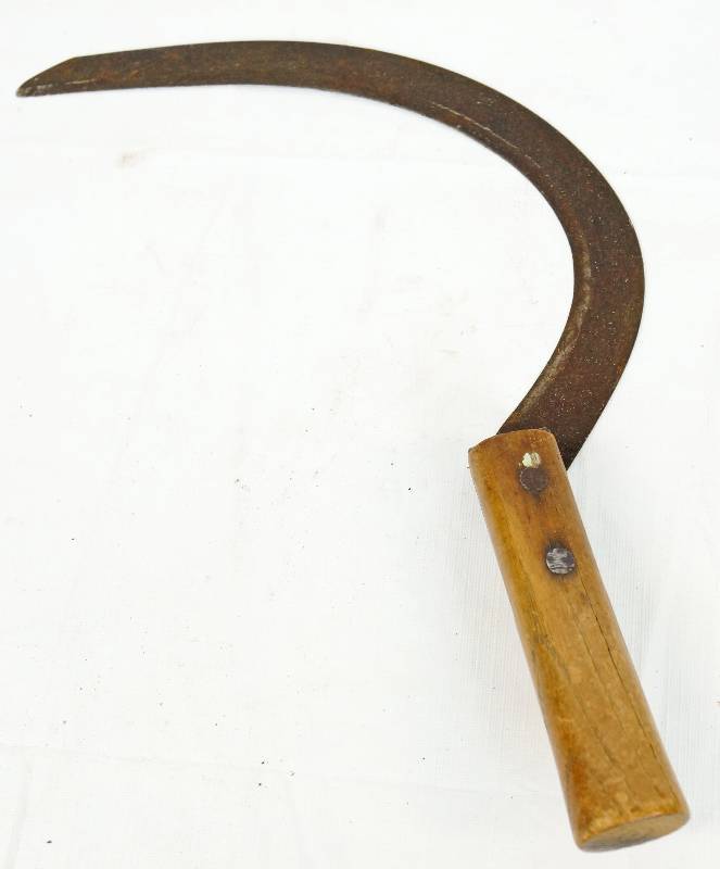 lot 1085 image: Vintage Sickle Scythe Corn Knife