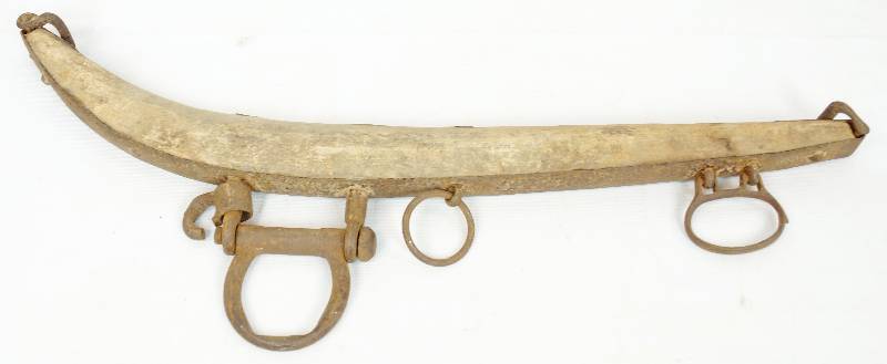lot 1118 image: Vintage Horse Harness  - Collar