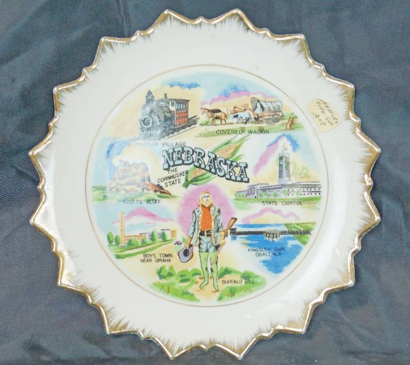 lot 1144 image: Vintage Nebraska Souvenir Plate - Thrifco Ceramics - Made in Japan - Collectible