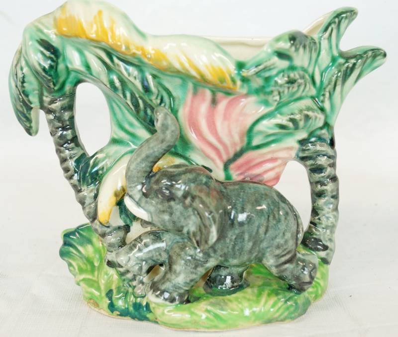 lot 1159 image: Vintage - Ceramic Elephant Vase Table Vase - J.P. Betsons China - JAPAN