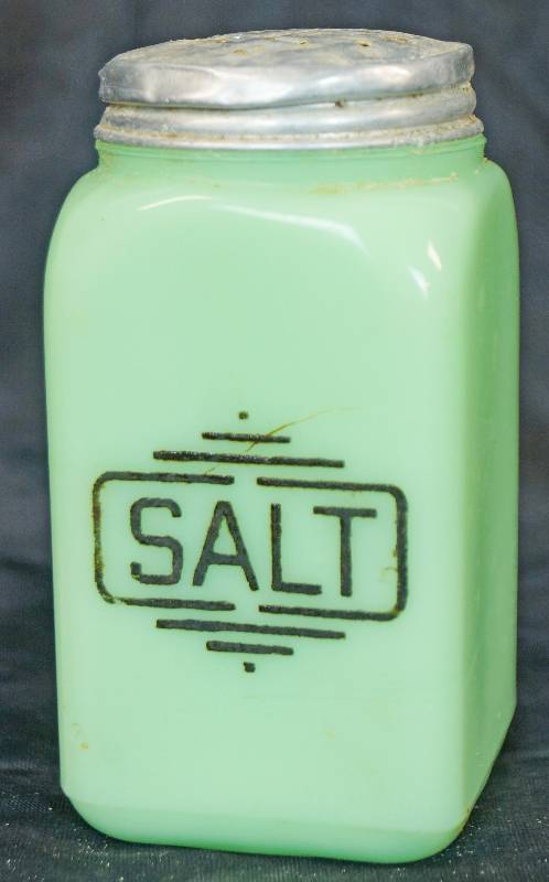 lot 1129 image: Vintage Salt Shaker Green Milk Glass Glassware - Larger than pic looks at almost 5 tall