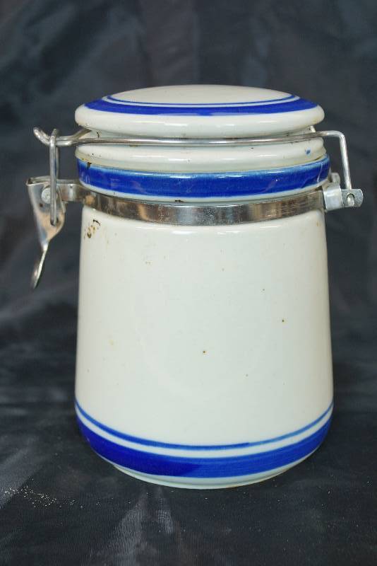 lot 1136 image: Stoneware Crock - Blue and White - See Photos for Details