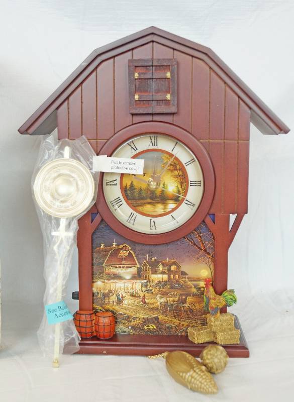 lot 1191 image: Harvest Moon Ball Cuckoo Clock by Terry Redlin - EXCELLENT CONDITION