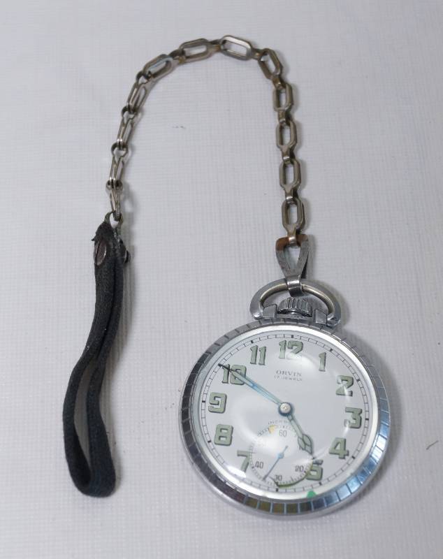 lot 1255 image: Orivn - 17 Jewel Pocket Watch