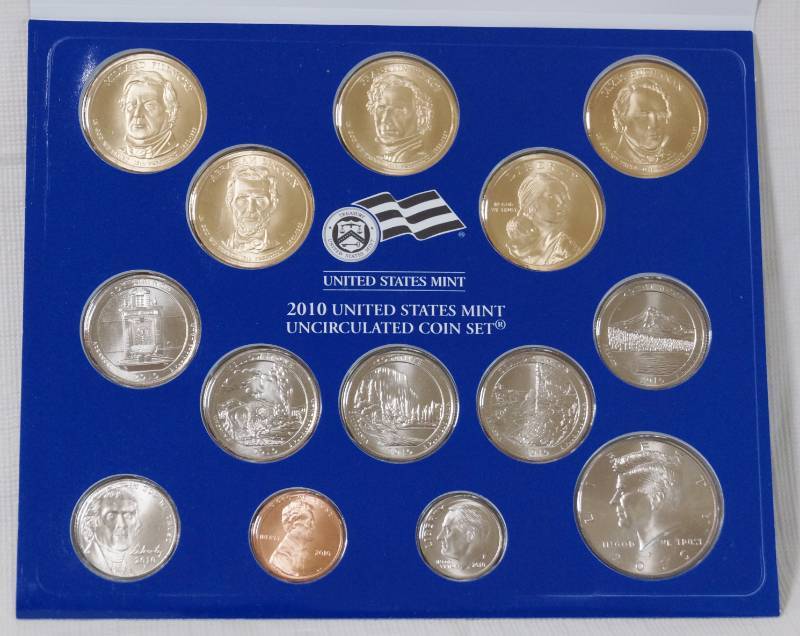 lot 1327 image: 2010 United States Mint - Uncirculated Coin Set - Sealed - Philadelphia - In folder with COA Specs