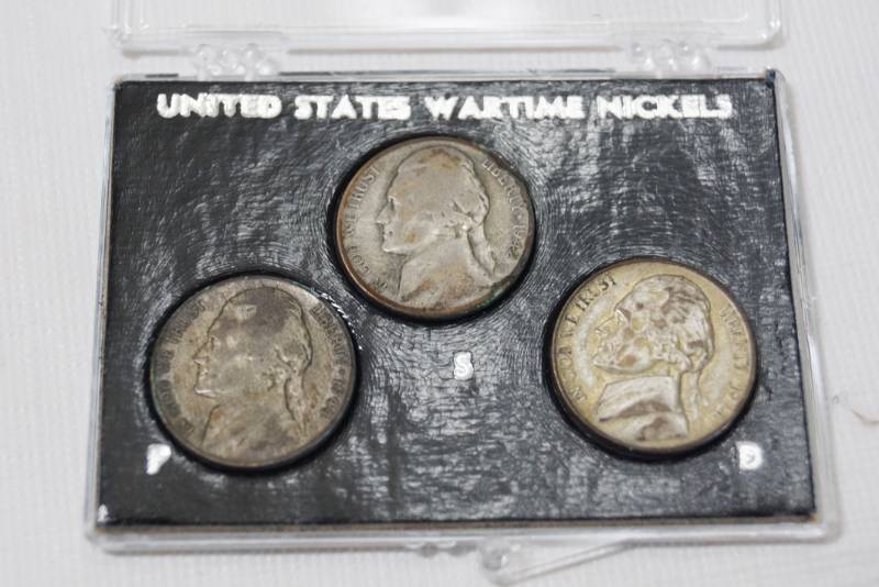 lot 1349 image: Lot of 3 United States WARTIME NICKELS In a plastic case