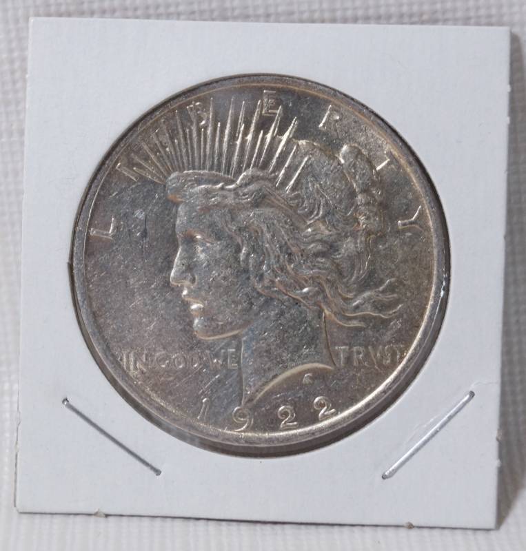 lot 1373 image: 1922 Silver Peace Dollar