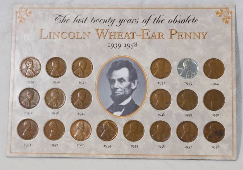 lot 1230 image: 20 Years of Obsolete Lincoln Wheat-Ear Penny - 1939-1958 on Collectors Board
