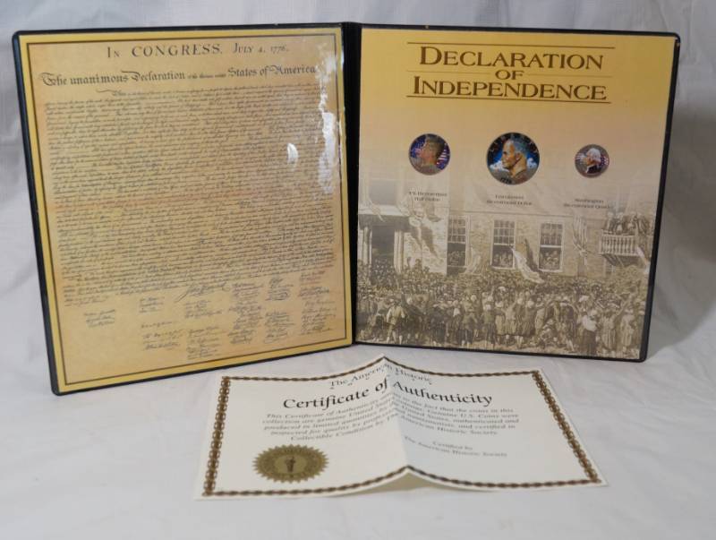 lot 1213 image: The Presidents Collection - 1976 Bicentennial Dollar, Quarter & Half Dollar - Set in Folder