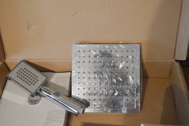 lot 4012 image: Chrome Rain Shower Faucet w Valve (Brand unknown)