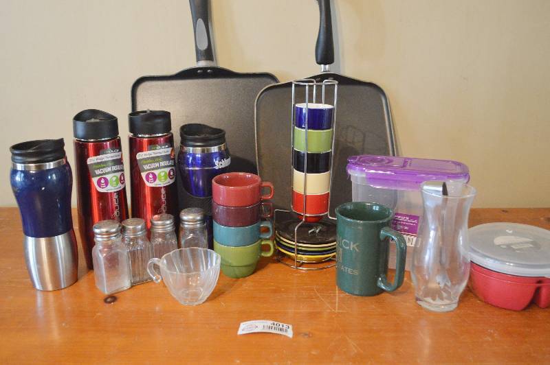 lot 4013 image: Kitchen Item Lot