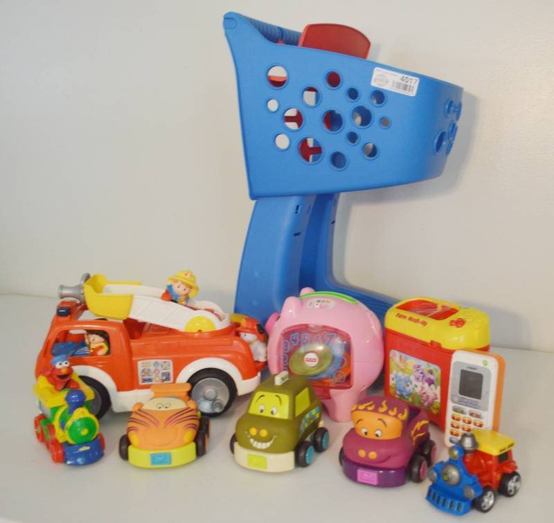 lot 4017 image: Preschool age toy lot