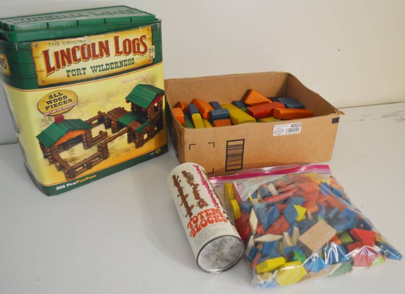 lot 4023 image: Wooden blocks, Totem blocks, Wooden pattern blocks, and Lincoln Logs