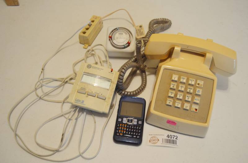 lot 4072 image: Corded Phone and Accessories. Boost Mobile Phone Un-Tested