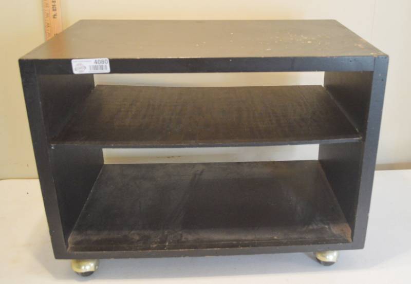 lot 4080 image: TV Cart on wheels Black (Missing 1 shelf support) 19.5T x 26 x W15D