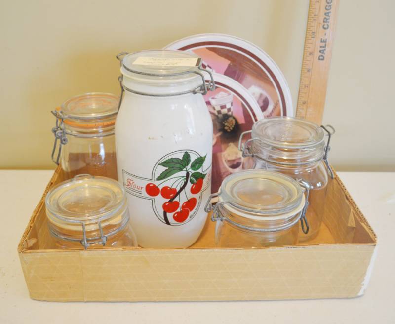 lot 4088 image: Canisters and Set of 4 Stove Top Covers