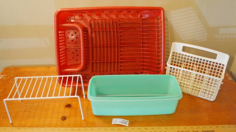 lot 4116 image: Dish Drainer, Dishwasher Silverware Holder , Wire Cabinet Shelf and Tupperware Container