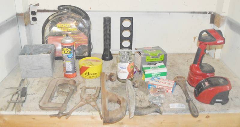 lot 4153 image: Everything on Shelf, Misc Tools