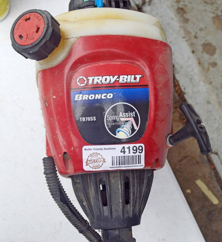 lot 4199 image: Troy-Bilt Weed Eater Unknown Running Condition
