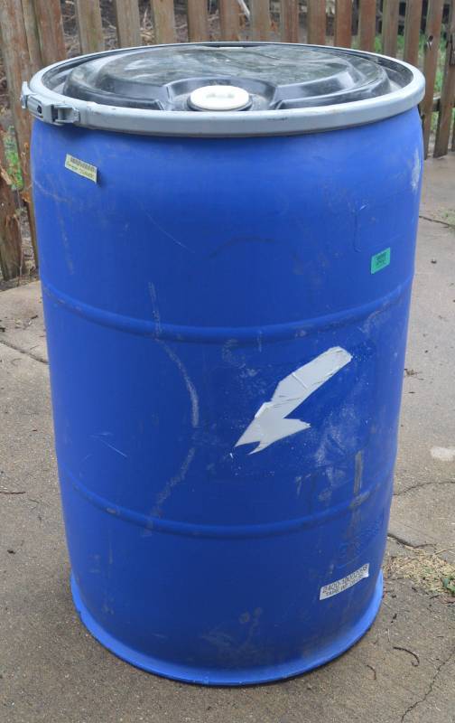 lot 4200 image: 55 Gallon Open Top Poly Drum