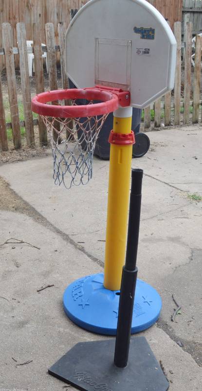 lot 4236 image: Kids Basketball Hoop and MacGregor T-Ball Stand