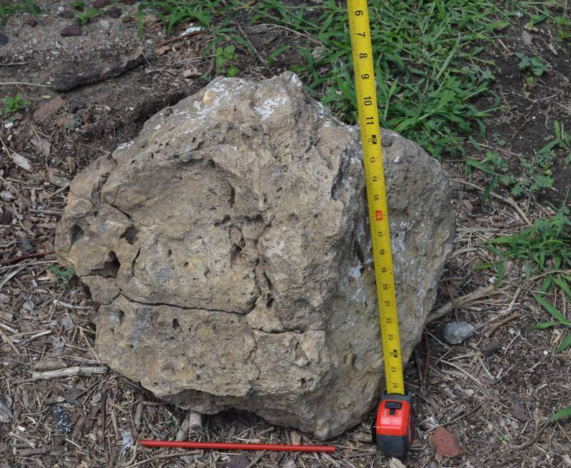 lot 4295 image: Landscape Rock