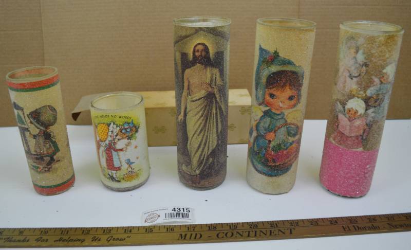 lot 4315 image: Glass Candles