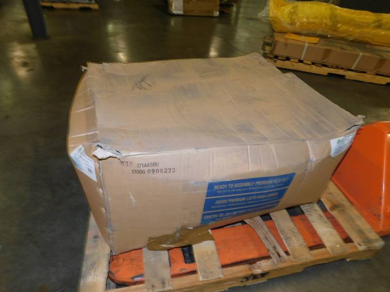 lot 1519 image: Cedar Summit Premium TNR lll tube slide 824947 Kit