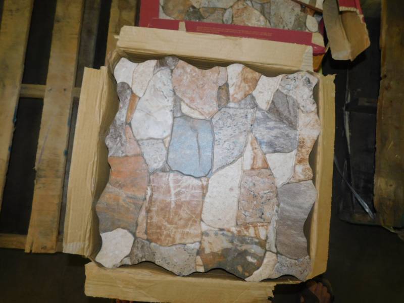 lot 1565 image: Large Lot of A&M Ceramic Tile