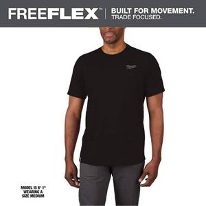 lot 2379 image: Milwaukee L Short Sleeve Men S Crew Neck Black Hybrid Work Tee Shirt