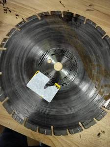 lot 10439 image: Ridgid 14 Sawblade