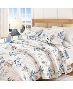 lot 9817 image: Oeko Tex FullQueen Quilt Set & Two Standard Shams, White
