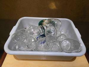 lot 15917 image: Plastic Tub of Ball Mason Glass Canning Jars Lot with Lids