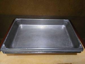 lot 15951 image: Commercial Aluminum Sheet Pans - Set of 5