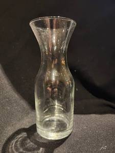 lot 48231 image: (1 Case) Libbey 782 Glass Decanter 10oz