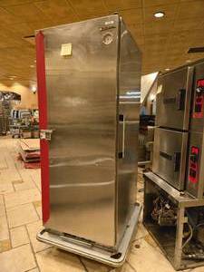 lot 15843 image: Commercial Stainless Steel Heated Holding Cabinet with Temperature Control